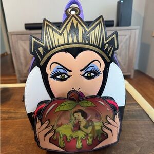 Disney land fly evil queen